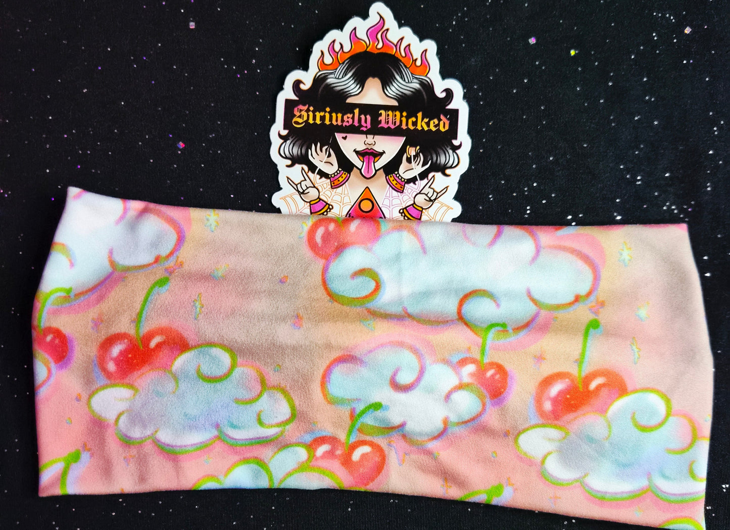 Cherry Heart Clouds Twist