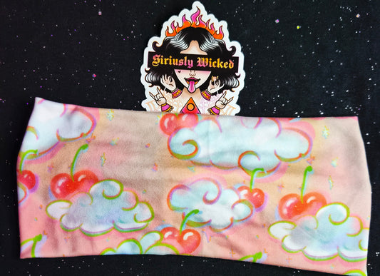 Cherry Heart Clouds Twist