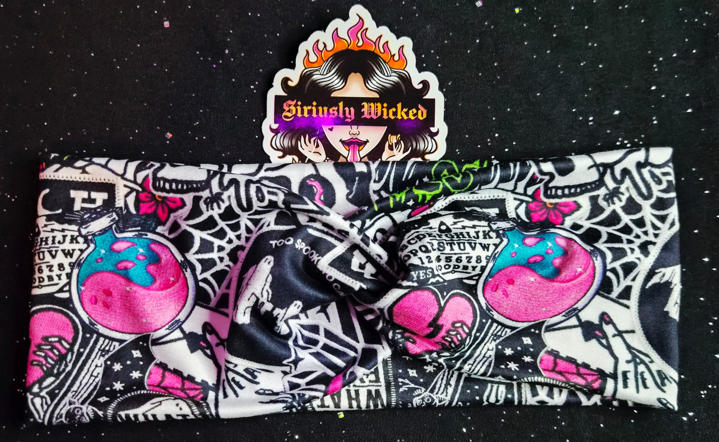 Witchy Patches Twist