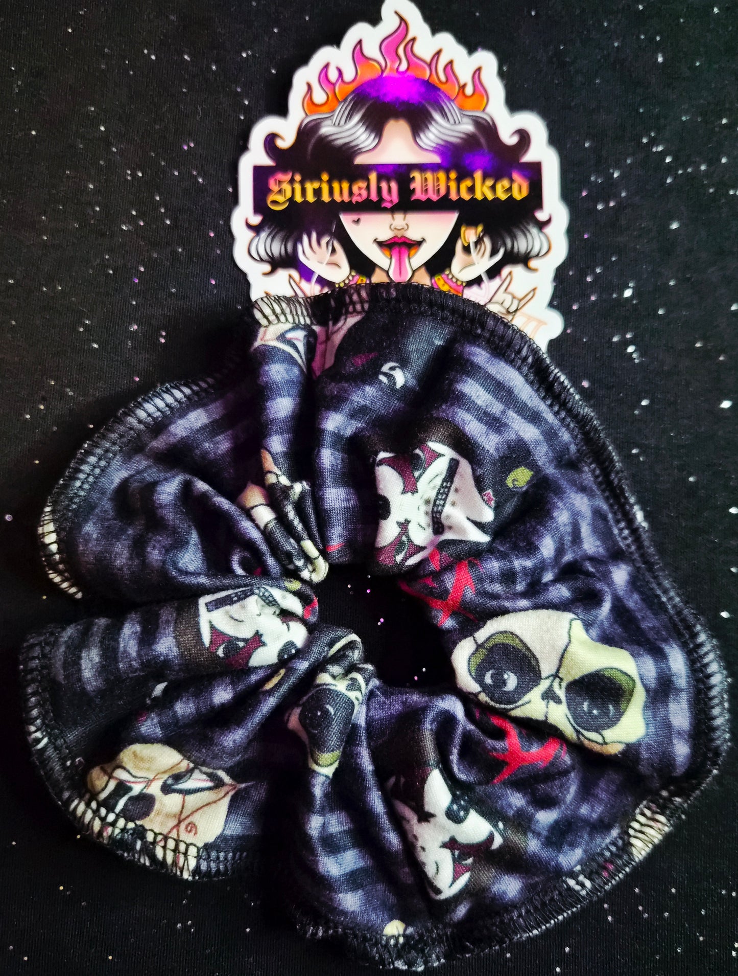 Slip knot stripes Scrunchies